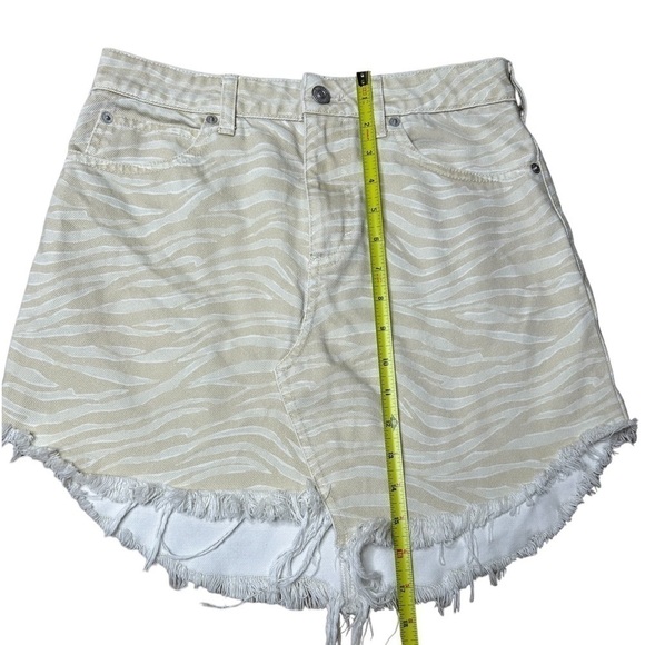 Free People We The Free Women’s Bailey Zebra Printed Cotton Mini Denim Skirt 26 - Picture 16 of 16